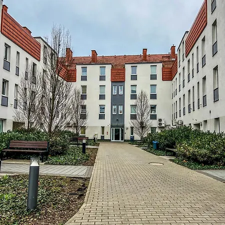 Wodna 16 Premium アパート コニン